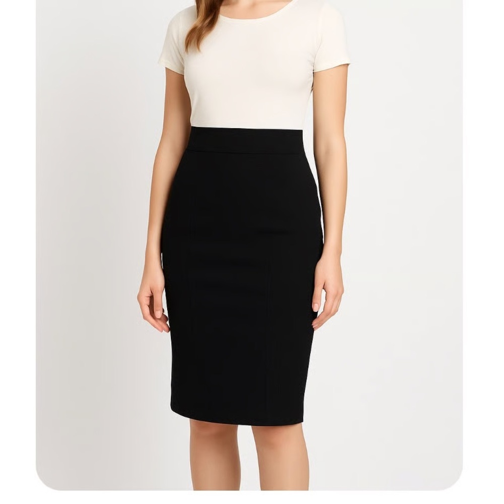 Diane von Furstenberg. Black Wool Stretch Pencil Skirt. Size 8.
